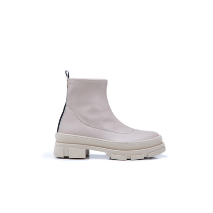 A19 BEIGE STR